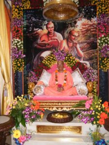 Read more about the article Vyasa Puja celebration of Srila Prabhupada at Iskcon Kolkata