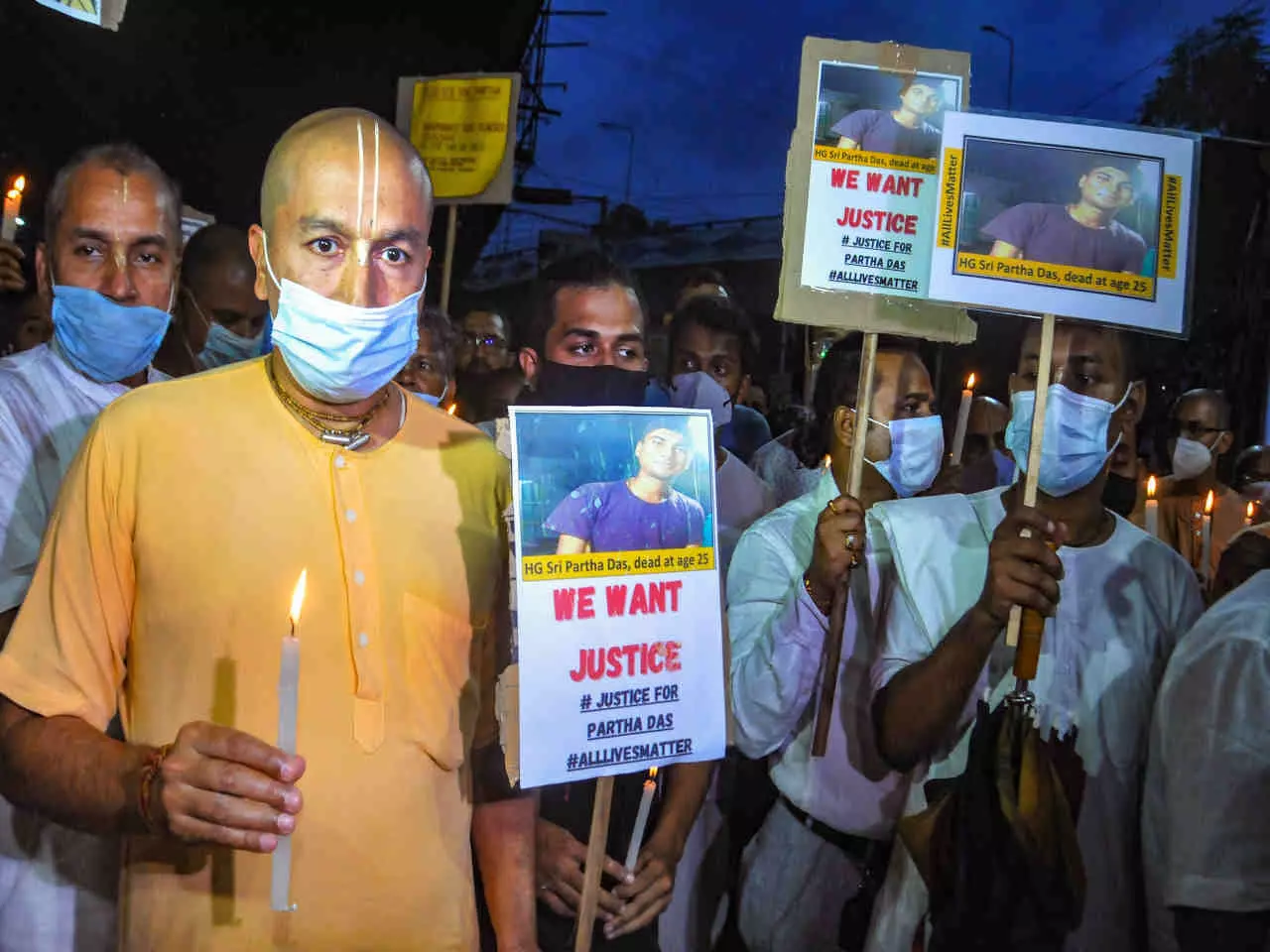 ISKCON Holds Candlelight Protest Against The Attack On Hindus & Iskcon ...