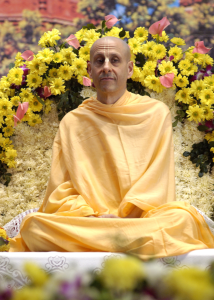 Read more about the article Reflecting upon 7 wonderful qualities of HH Radhanath Swami Maharaj on his 74th Vyasa Puja