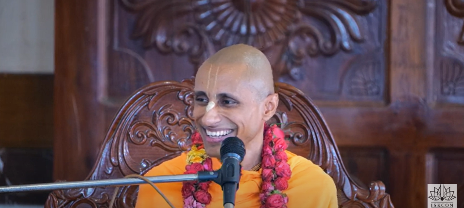 Become dear to near devotees